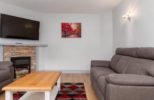 Dingle House | Clover House Dingle: Holiday Home