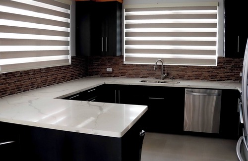 Whitehouse House | Club 37 @ Whitehouse Beach Club, 3bedroom WIFI, Pool and other modern amenities