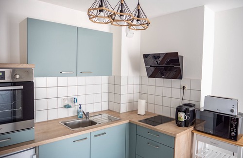 Carquefou Apartment | Club House 2 - Cottage in the Heart of Carquefou - bus N ° 85 at 50m