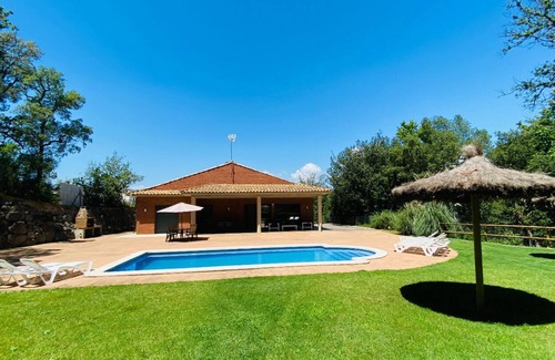 Caldes de Malavella Villa | Club Villamar - Enjoy your holiday in this villa with private pool and bbq