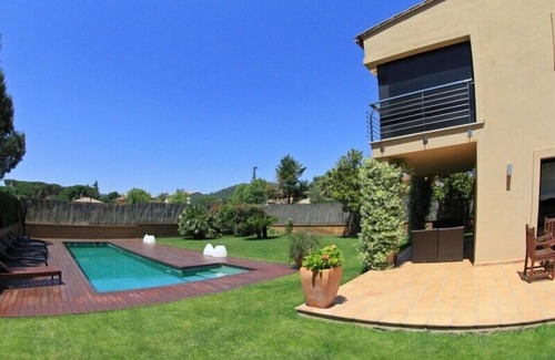 Mont-Ras Villa | Club Villamar - Fully detaches 8-persons vila, ideal for families at only 4 kilometers away from .