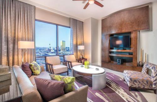 Las Vegas Resort | Club Wyndham Desert Blue