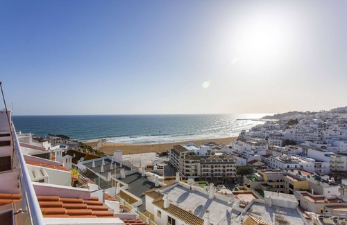 Albufeira Apartment | Clube do Monaco Cozy Sea View 1-bed Apartment in Heart of Town