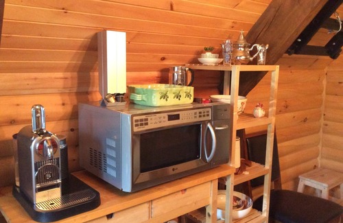 Sainte-Lucie-des-Laurentides Cottage | Cozy cottage with hot tub/firepit, in nature with absolute privacy