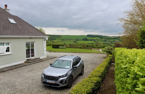 Knockaderry Cross Roads House | Co Wexford/Carlow holiday home
