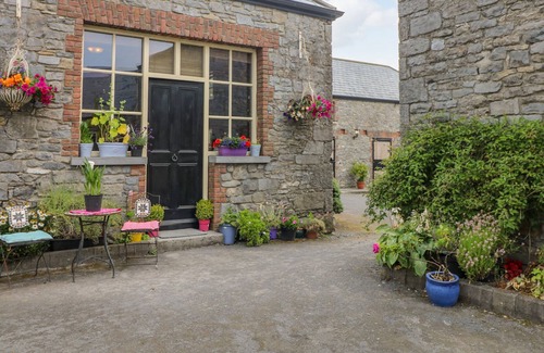 County Laois House | COACH HOUSE, family friendly in Borris-In-Ossory, County Laois