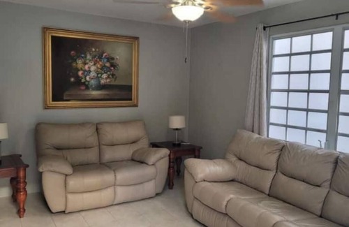 Los Llanos House | Coamo - Beautiful house, A/C/, 10min Hot Springs