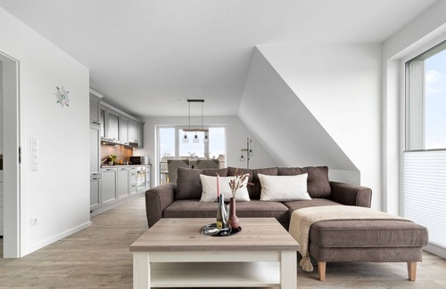 Westerdeichstrich Apartment | Coast 3 - 2 bedrooms, balcony with field view, shower room