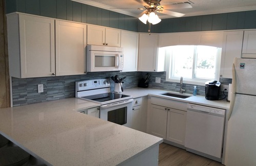 Ocean Isle Beach Condo | Coast Awhile in Ocean Isle Beach