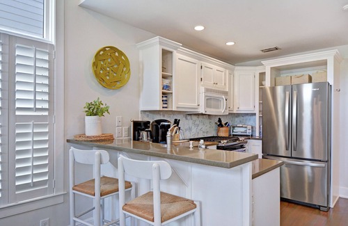 Saint Simons Island House | Coast Cottages Heated Pool Beach Access Even at High Tide