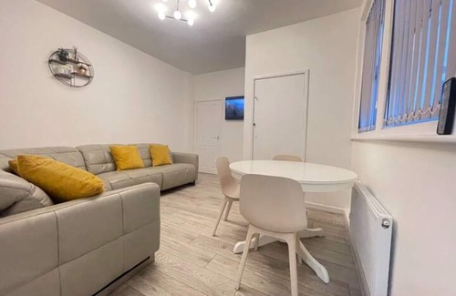 Whitley Bay Apartment | Coast View Professional let
