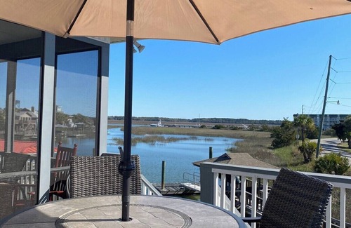 Edisto Island House | Coastal 5-Bed Beach House w/LSV, Boat Ramp, and Dockn