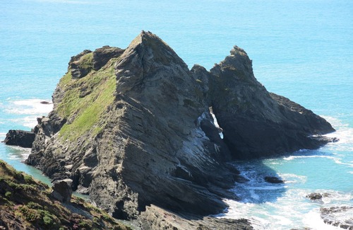 Solva Apartment | Coastal apartment with stunning views, near the Pembrokeshire Coastal Path