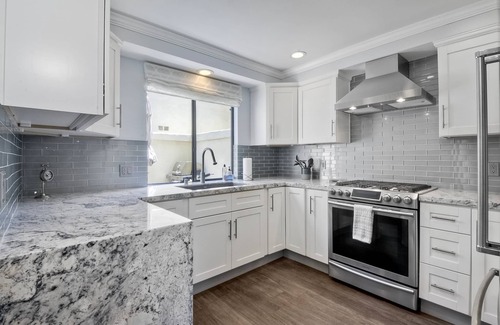 Carlsbad House | Coastal Bliss: Seashell Cove Retreat - Luxury Living Steps from Beach & Lagoon