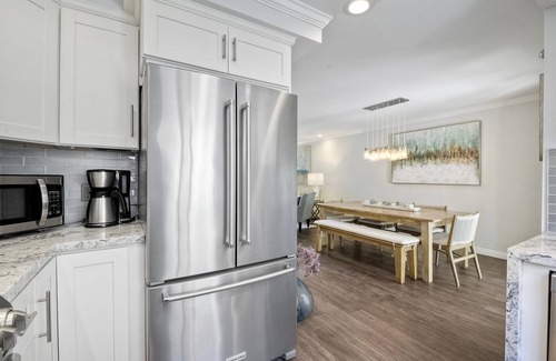 Carlsbad House | Coastal Bliss: Seashell Cove Retreat - Luxury Living Steps from Beach & Lagoon