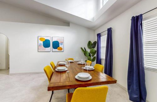 Indian Trails House | Coastal Casa