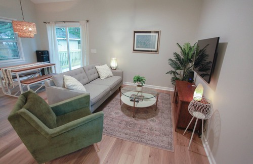 Wilmington House | Coastal Charter Abode