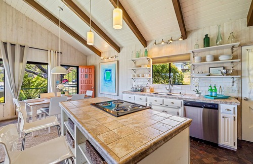 Timber Cove House | Coastal cliffside hideaway with yard, hot tub, & wood fireplace - dog-friendly