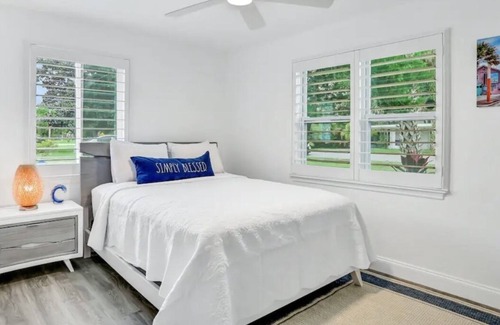 Totem Park Cottage | Coastal Cottage Close to New Smyrna Beach