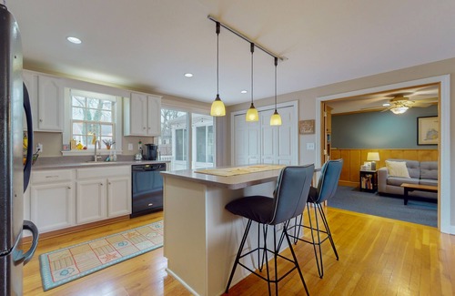 Bass River House | Coastal cottage: great location, dog friendly, firepit & bikes
