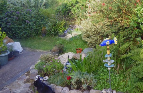 Kells House | Coastal Cottage with magnificent sea and mountains.