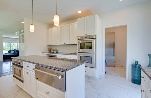Conway House | Coastal Country Getaway!