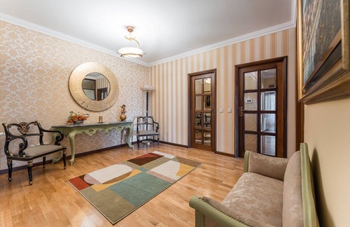Angeiras Apartment | Coastal escape in Lavra