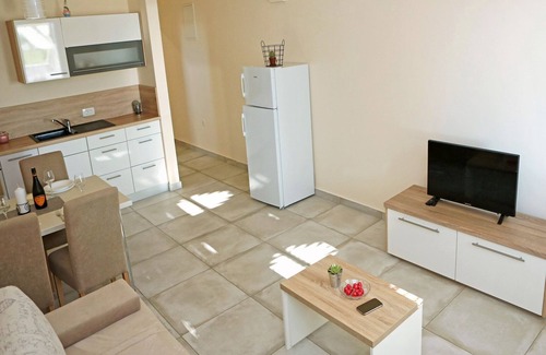 Ljubac Apartment | Coastal Escape in Ljubač