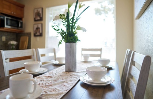 Salinas House | Coastal Gateway House-Family Retreat Near Monterey