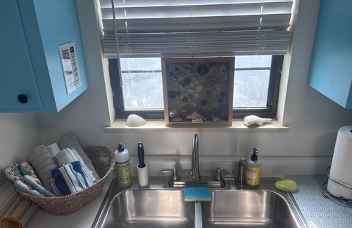 Alligator Point House | Coastal Getaway – Steps from the Beach with a Fishing lagoon & Outdoor Shower!n.