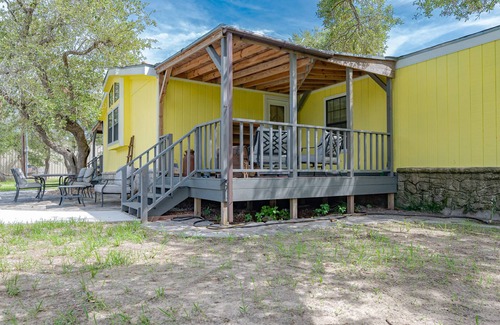 Aransas Pass House | Coastal Getaway with Fishing Pond! 3BR/2BA