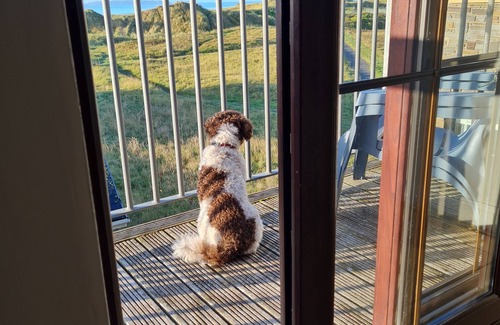 Burry Port Apartment | Coastal holiday apartment with glorious views