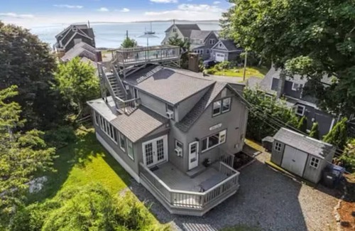 Mystic - New London House | Coastal Home in Beach Community w/Ocean Views