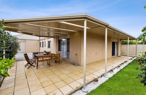 Curlewis House | Coastal House Curlewis Getaway
