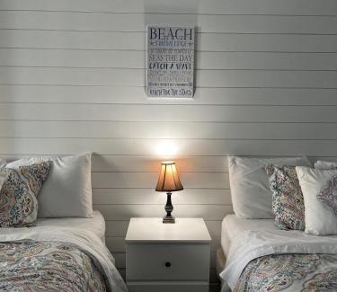 Cearra Del Ray Resort | Coastal Life 206 - A 2Nd Floor Studio With 2 Single Beds
