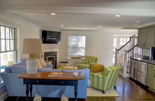Kennebunk House | Coastal Maine Retreat Steps from Beach - Sleeps 8 Comfortably