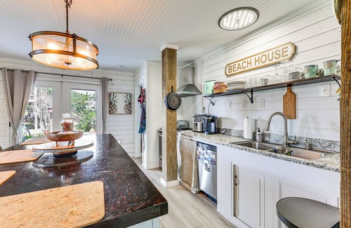 Topsail Beach Apartment | Coastal Oasis w/Hot Tub: Walk to Beach!