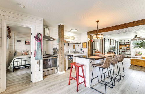 Topsail Beach Apartment | Coastal Oasis w/Hot Tub: Walk to Beach!