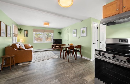 Pawcatuck Apartment | Coastal Retreat 2BR Near Beaches & Mystic