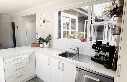 Papamoa Beach House | Coastal Sanctuary : Easy walk to Papamoa Beach : n2in1 Family Home + Guest Suite