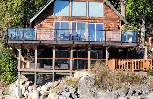 Irvines Landing Ski Chalet | Coastal Serenity Chalet