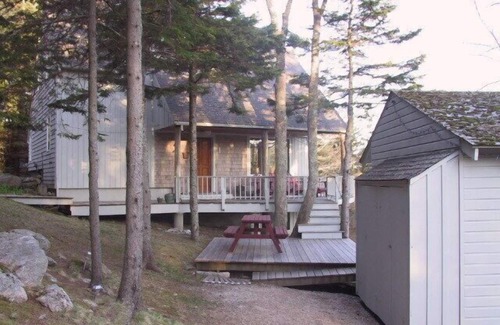 Deer Isle House | Coastal Shorefront Home, Tidal Beach/Views Major Discount:1-2 person, Multiwk