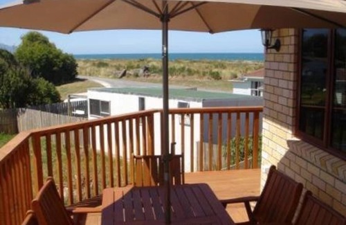 Kaikoura House | Coastal | Spacious | Mountain Views - KK21238