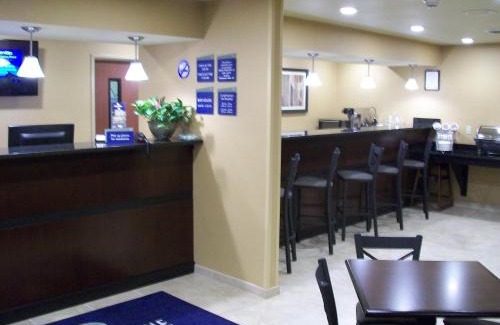 Ambridge Hotel | Cobblestone Inn & Suites - Ambridge