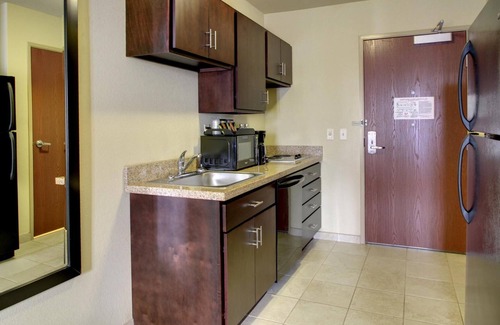 Winterset Hotel | Cobblestone Inn & Suites - Winterset, IA