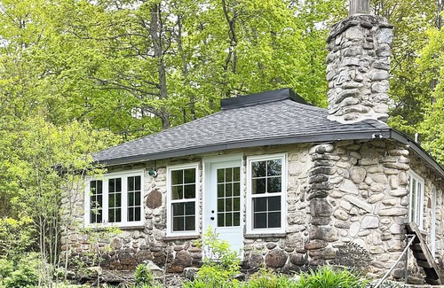 Lion's Head Cottage | Cobblestone: Natures Little HavennBruce Peninsula Permit Number STA-2024-249