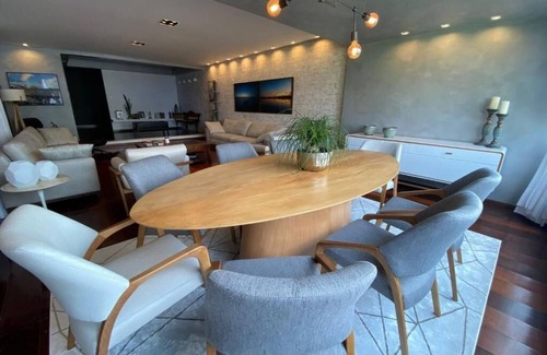 Ondina Apartment | Cobertura de 420m Apenas 9 Minutos da Praia de Ondina e a 1 km da Farol da Barra