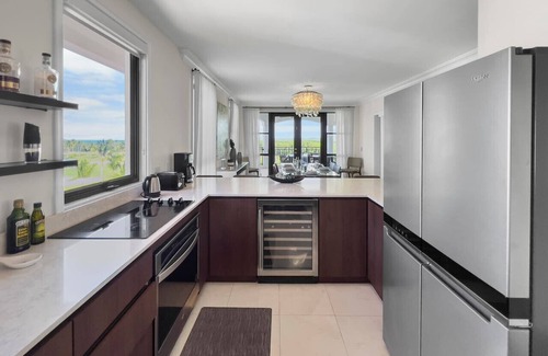 Zarzal Villa | Coco Beach PH | Ocean, Golf & El Yunque Views