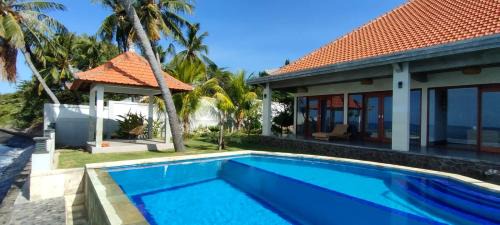 Kubutambahan Villa | Coco Blu Villa