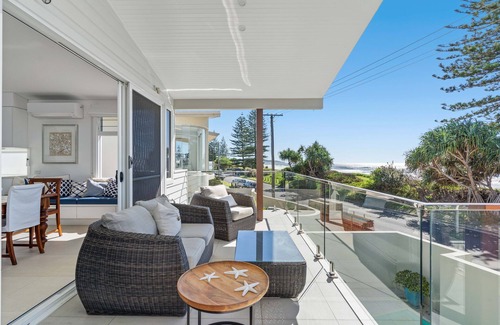 Lennox Head Villa | Coco de Mer Beach Villa 1